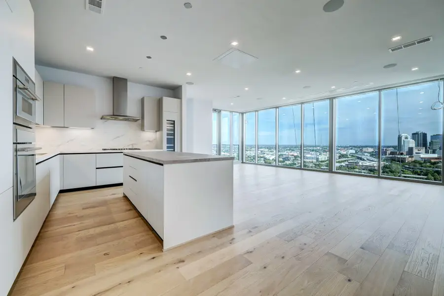 1711 Allen Parkway #2106, Houston, TX 77019 - Image #3