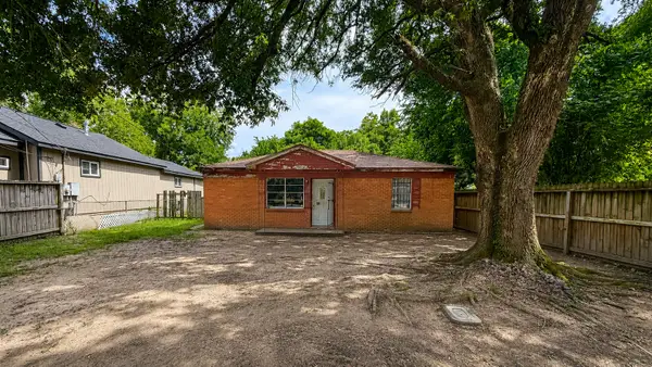617 Willow Street, Spring, TX 77373