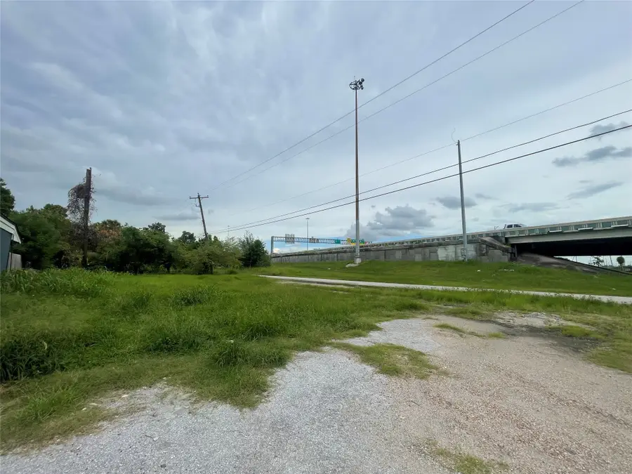 5500 Jensen Drive, Houston, TX 77026 - Image #3