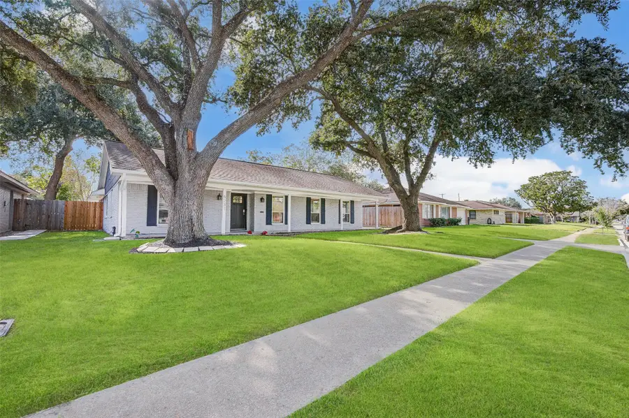 5231 Benning Drive, Houston, TX 77035 - #2