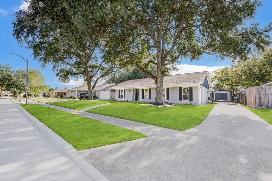 5231 Benning Drive, Houston, TX 77035 - #3