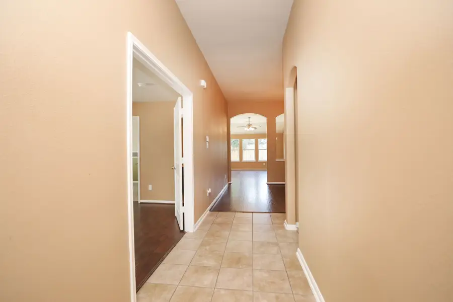 21807 Saragosa Pond Lane, Spring, TX 77379 - Image #3