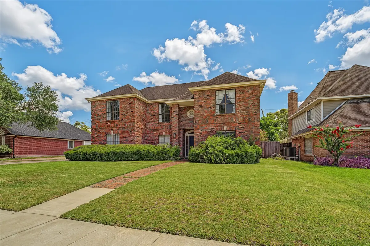 410 Crestwood Drive, El Lago, TX 77586 - #1