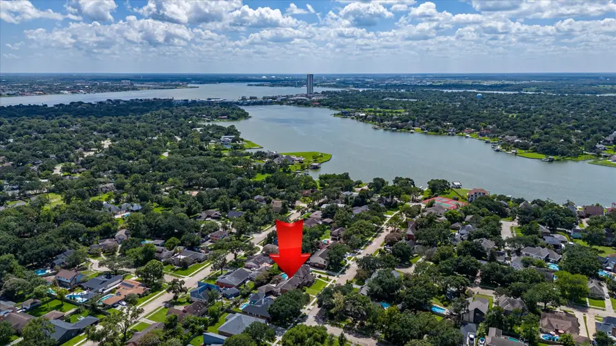 410 Crestwood Drive, El Lago, TX 77586 - #3