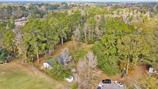 17078 Oak Grove Lane, New Caney, TX 77357