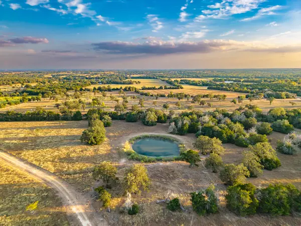 5325 E Blaschke Road, Schulenburg, TX 78956