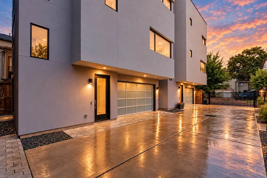 1605 Welch Street #B, Houston, TX 77006 - #2