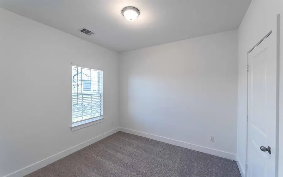 714 Stagecoach Drive, Dayton, TX 77535 - Image #3