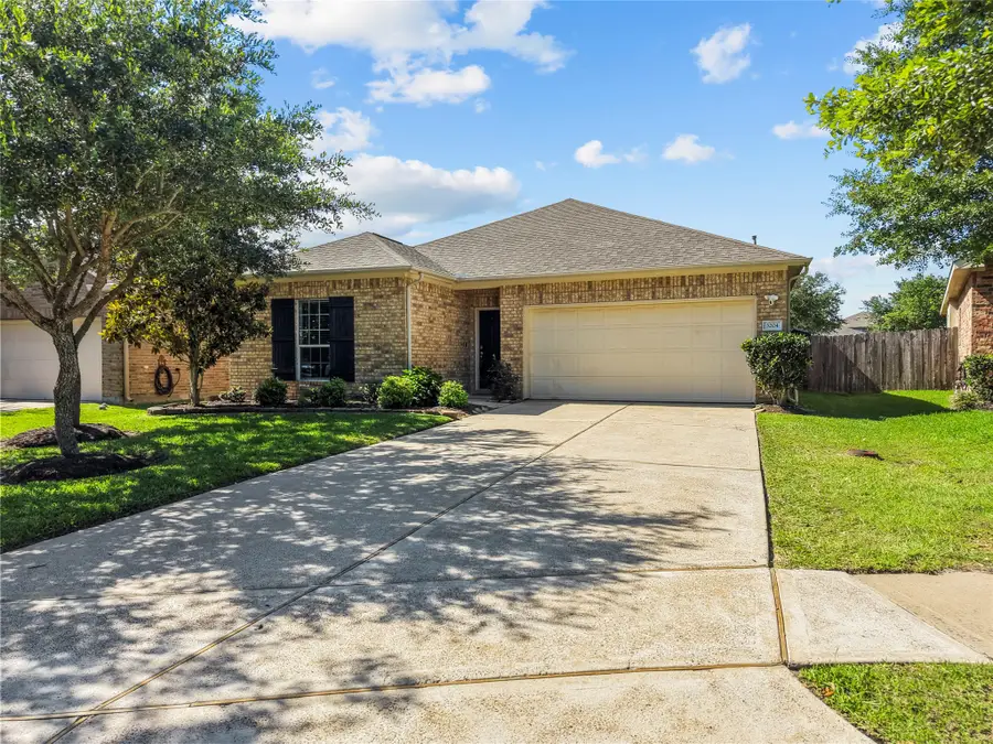3204 Featherwood Lane, Dickinson, TX 77539 - #2