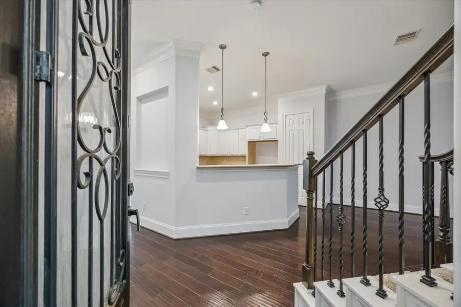 5720 Kiam Street #C, Houston, TX 77007 - Image #3