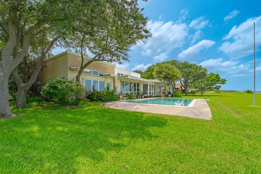 1700 S Virginia, Port Lavaca, TX 77979 - #3