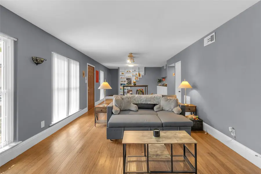 1909 Brun Street #17, Houston, TX 77019 - #2