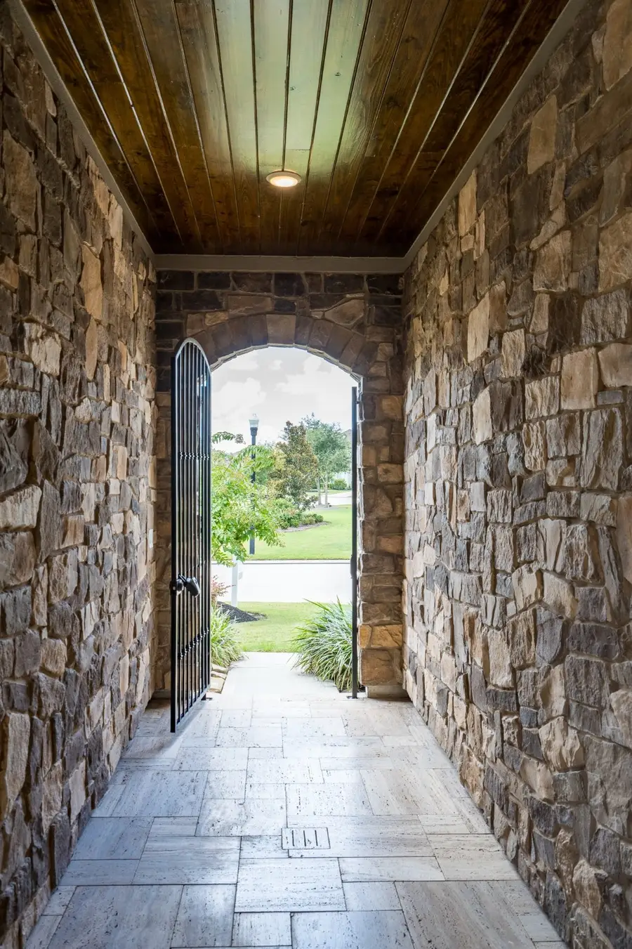 10726 Hilltop Harbor Way, Cypress, TX 77433 - Image #3