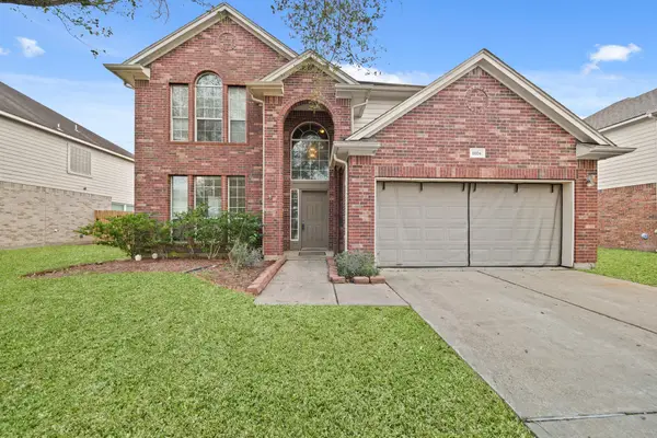 8804 Sunforest Lane, Pearland, TX 77584