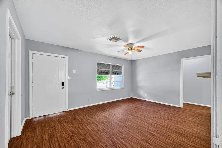 10106 Sierra Drive, Houston, TX 77051 - #2