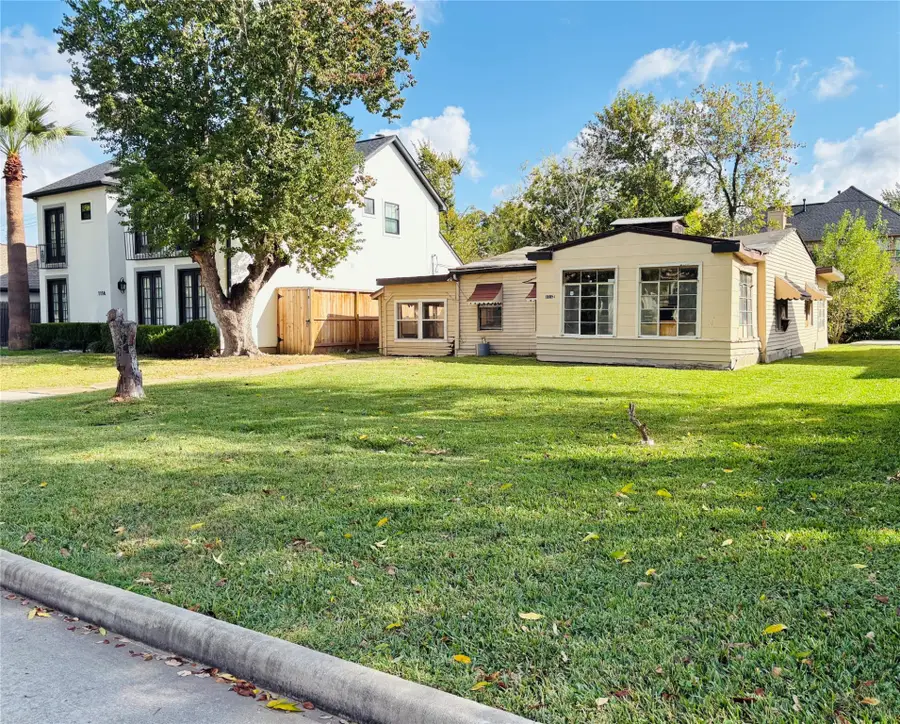 1112 Howard Lane, Bellaire, TX 77401 - Image #3