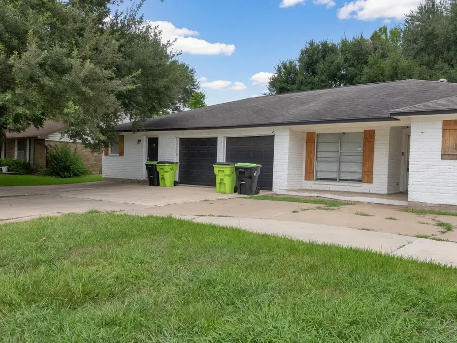 2107 Lamar Drive, Richmond, TX 77469 - #3