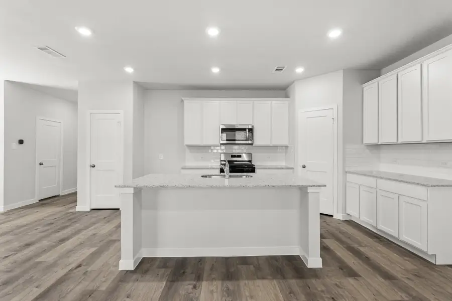 7910 Alset Drive, Magnolia, TX 77354 - Image #2