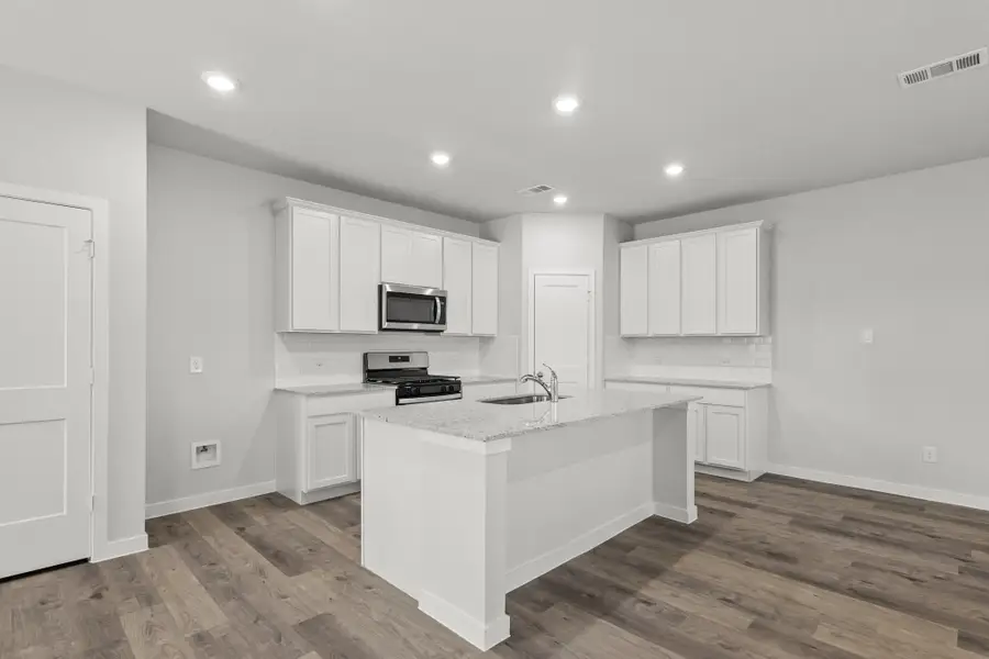 7910 Alset Drive, Magnolia, TX 77354 - Image #3