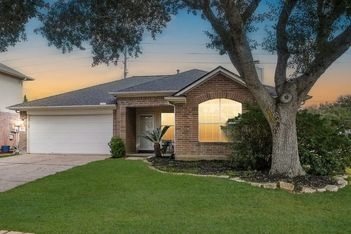 4527 Green Fawn Lane, Fresno, TX 77545 - #1