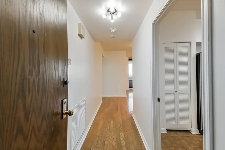 14 Greenway Plaza #15N, Houston, TX 77046 - Image #2