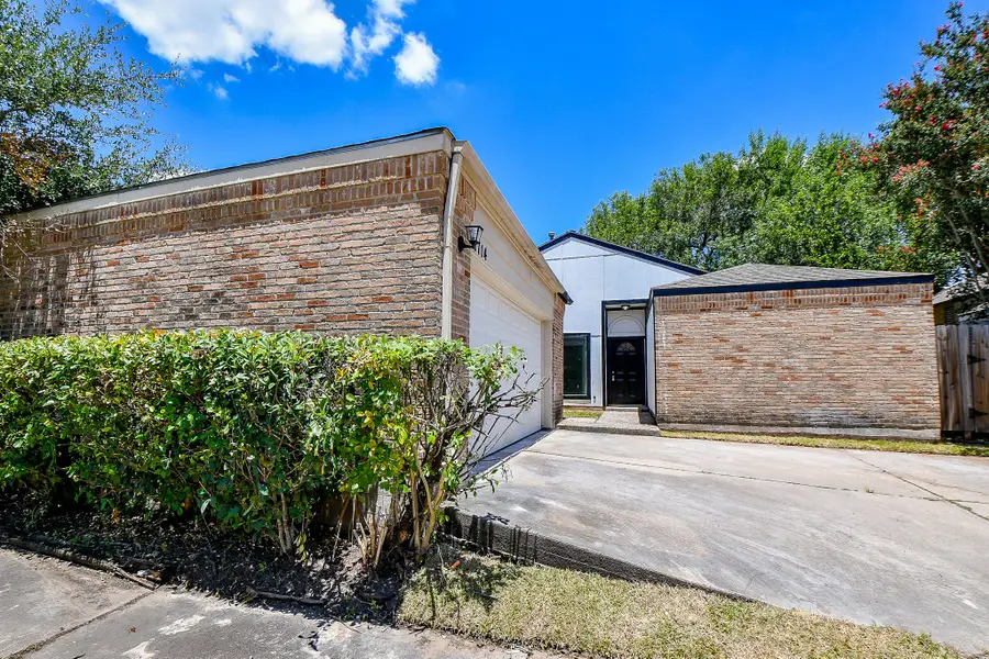7714 Teal Run Drive, Houston, TX 77071 - Image #2