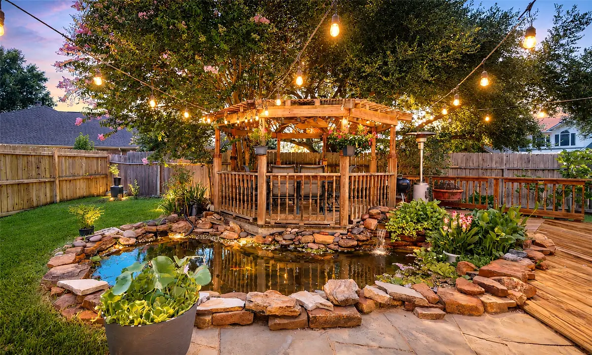 8835 Gas Light Village Drive, Houston, TX 77095 - #1