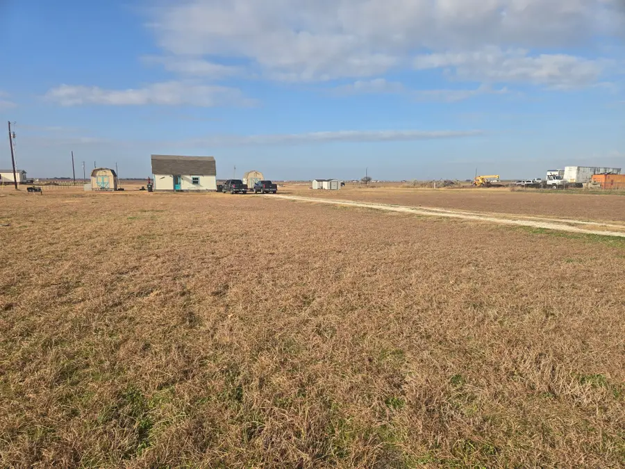 842 Wischkaemper Road, Victoria, TX 77905 - #3