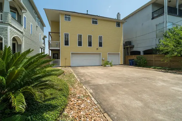 804 Bay Avenue, Kemah, TX 77565