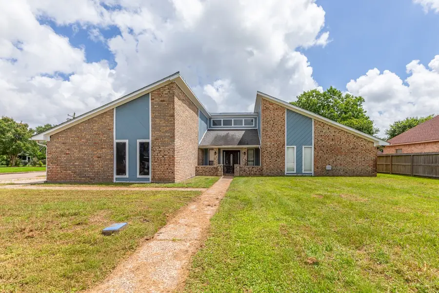 2120 Waverly Circle, Port Arthur, TX 77640 - #2
