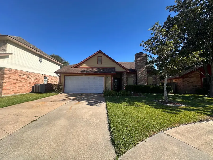 219 Kings Court, Stafford, TX 77477 - Image #3