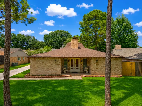 14310 Locke Lane, Houston, TX 77077