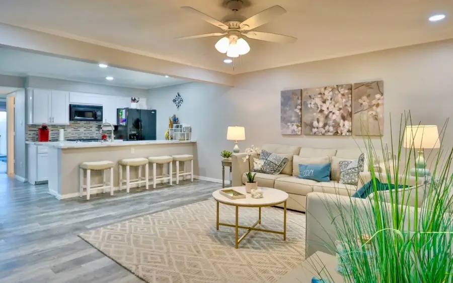 7007 Holiday Dr Drive, Galveston, TX 77550 - #2