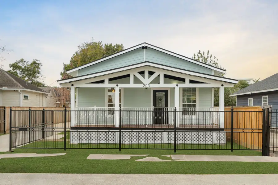 203 Archer Street, Houston, TX 77009 - Image #2