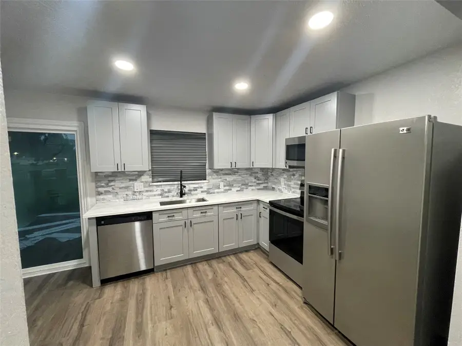 6003 Westover Street, Houston, TX 77033 - Image #2