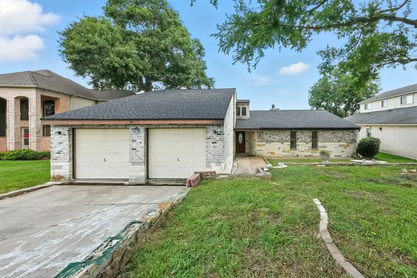 1046 Lake View Drive, Montgomery, TX 77356