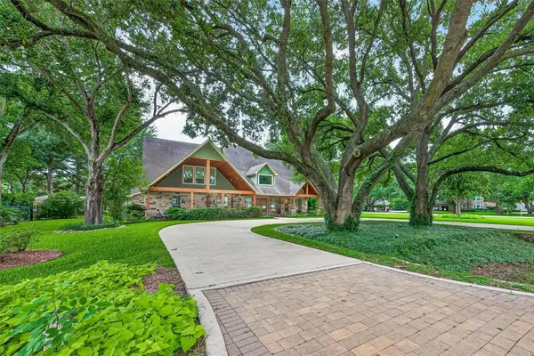 3018 S Saddlebrook Lane, Katy, TX 77494-6806