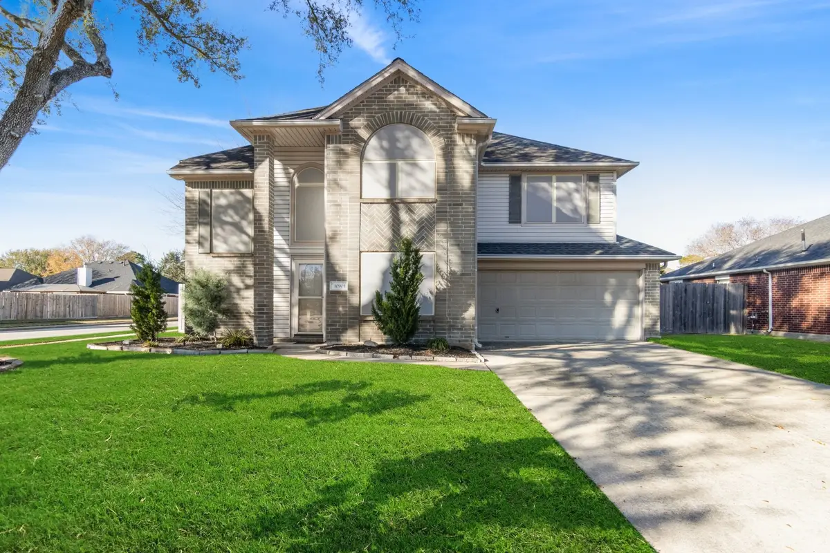 10901 N Spruce Drive N, La Porte, TX 77571 - #1