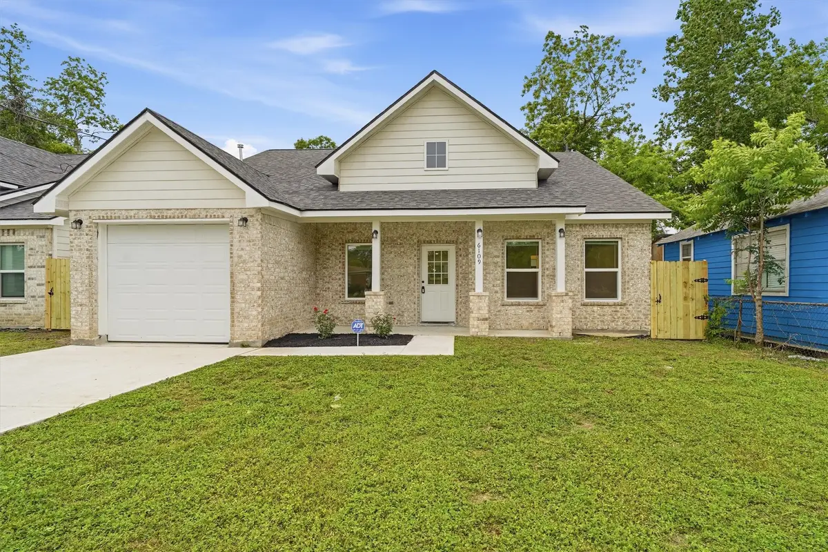 6109 Woodrow Street, Texas City, TX 77591 - #1
