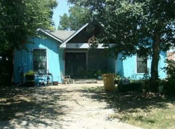 626 Austin Street, Grand Prairie, TN 75051