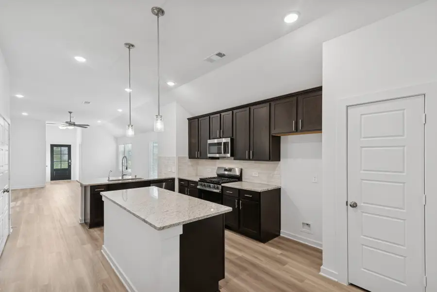 22471 Douglas Court, New Caney, TX 77357 - Image #2