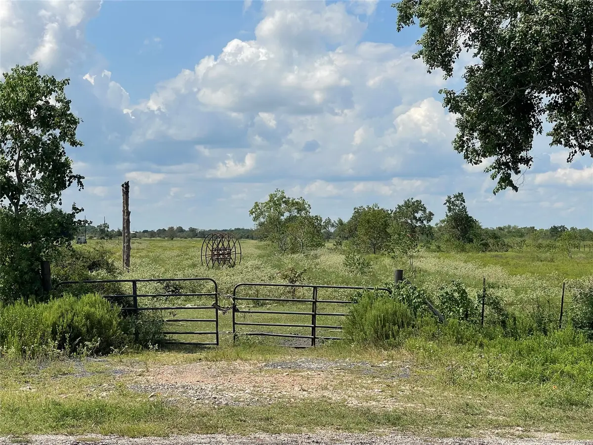 5328 Fm 3013 Road, Sealy, TX 77474 - #1