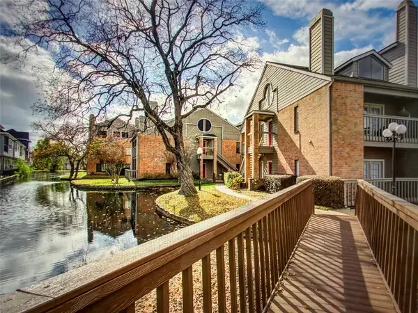 2023 Gentryside Drive #209, Houston, TX 77077