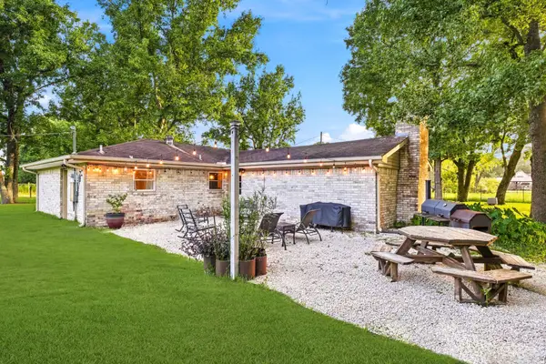 993 County Road 2271, Cleveland, TX 77327