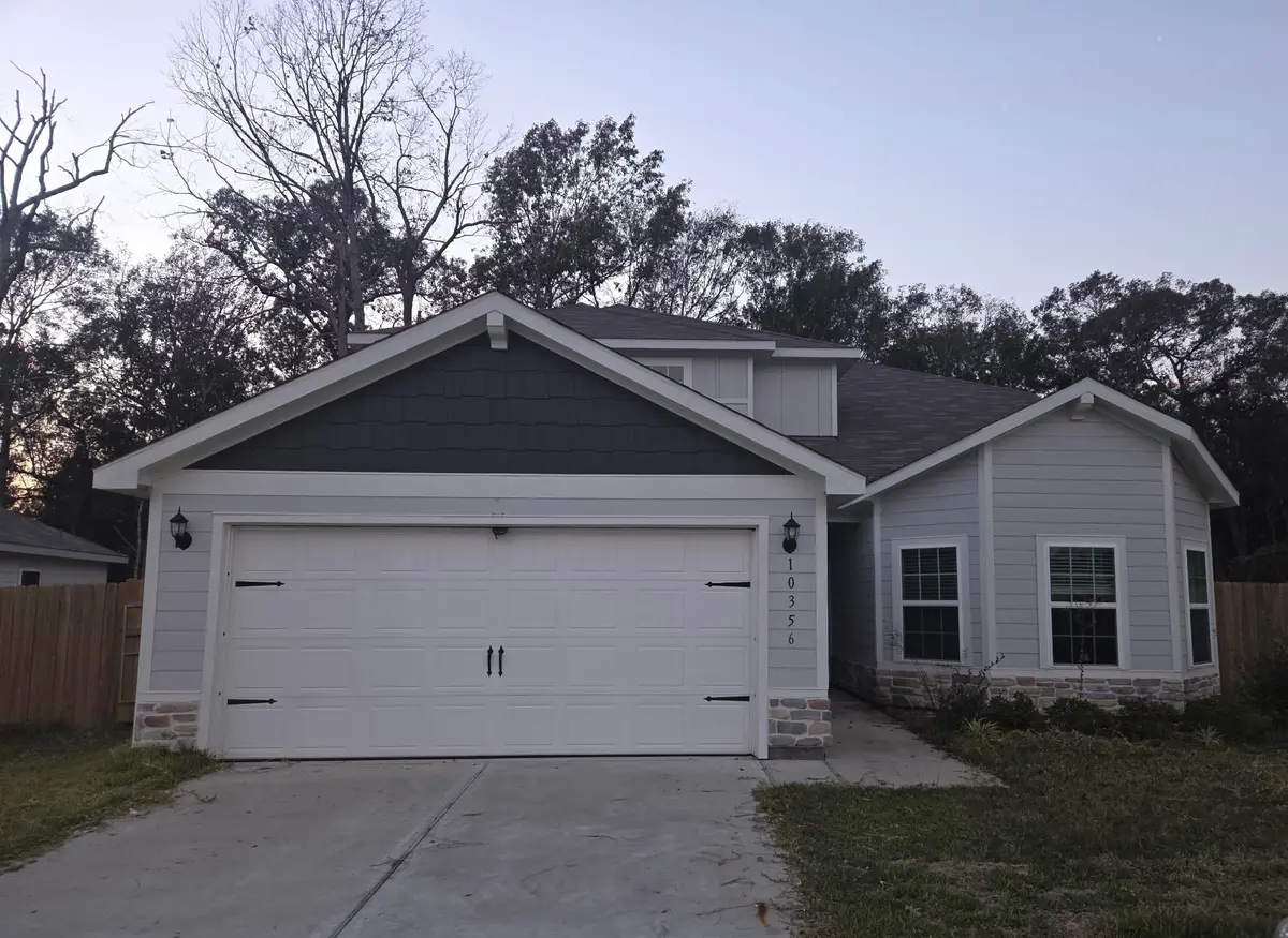 10356 Sweetwater Creek Dr Drive, Cleveland, TX 77328 - Image #1