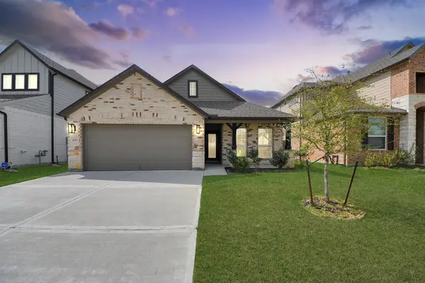 10915 W Fall Fern Circle, Houston, TX 77044