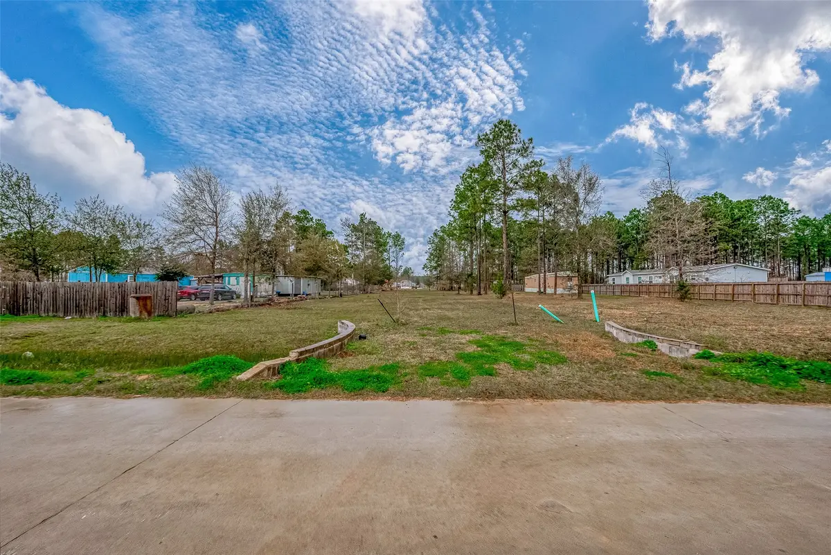 1528 County Road 5017, Cleveland, TX 77327 - Image #1
