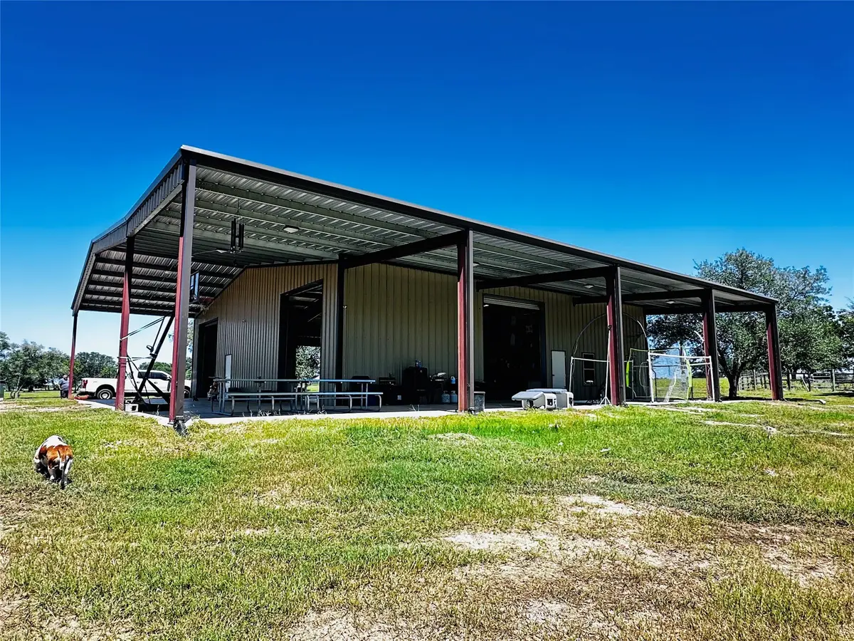 600 Rice Davis Road, Yoakum, TX 77995 - Image #1