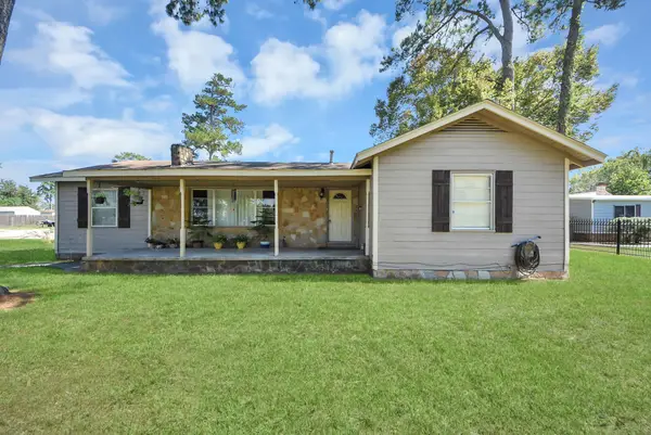 201 S Roosevelt Avenue, Cleveland, TX 77327