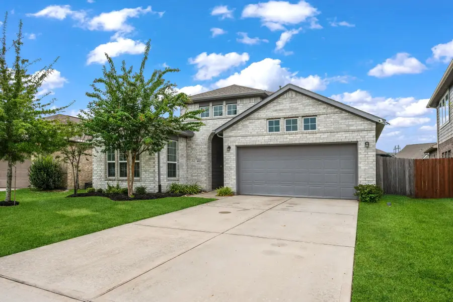8827 W Crescent Lake Circle, Baytown, TX 77521 - #2